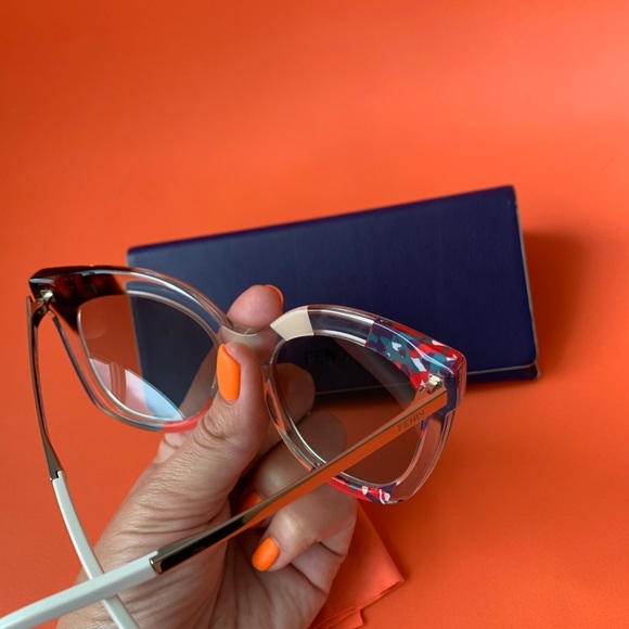 ?FENDI? ? Sunglasses ? Original main image 7